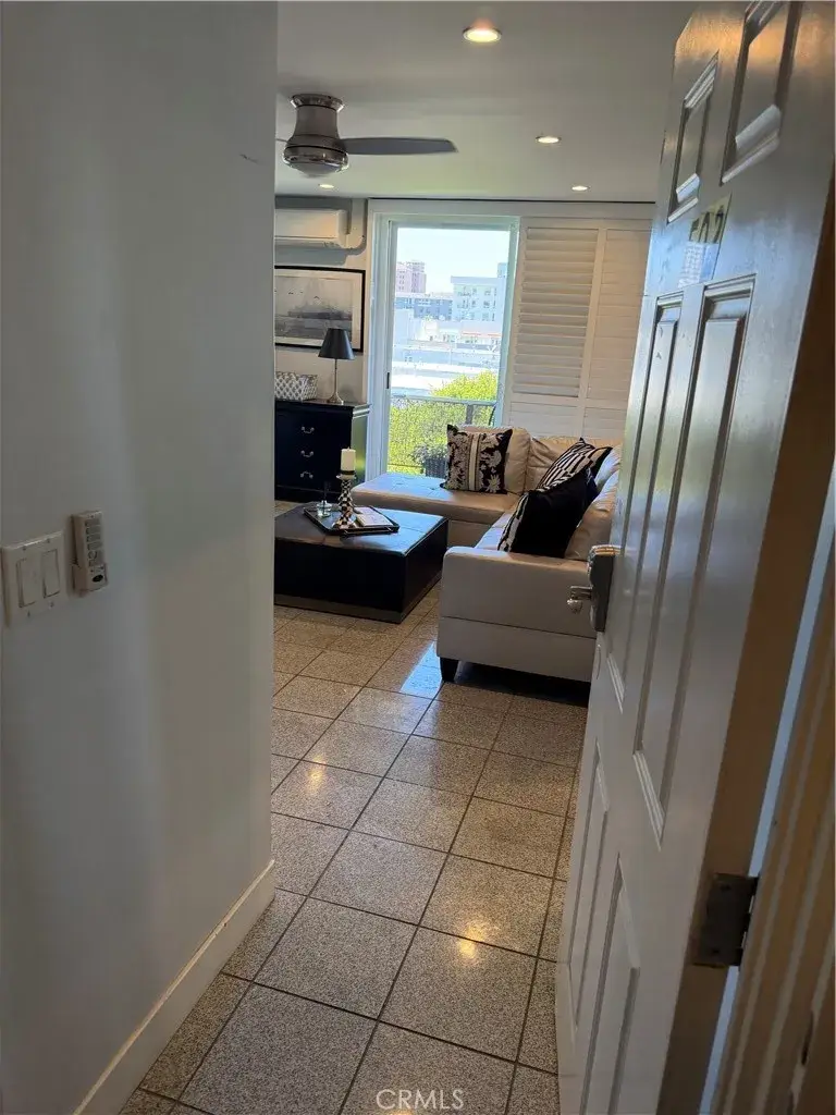 230 Linden #502, Long Beach, CA 90802 - #2