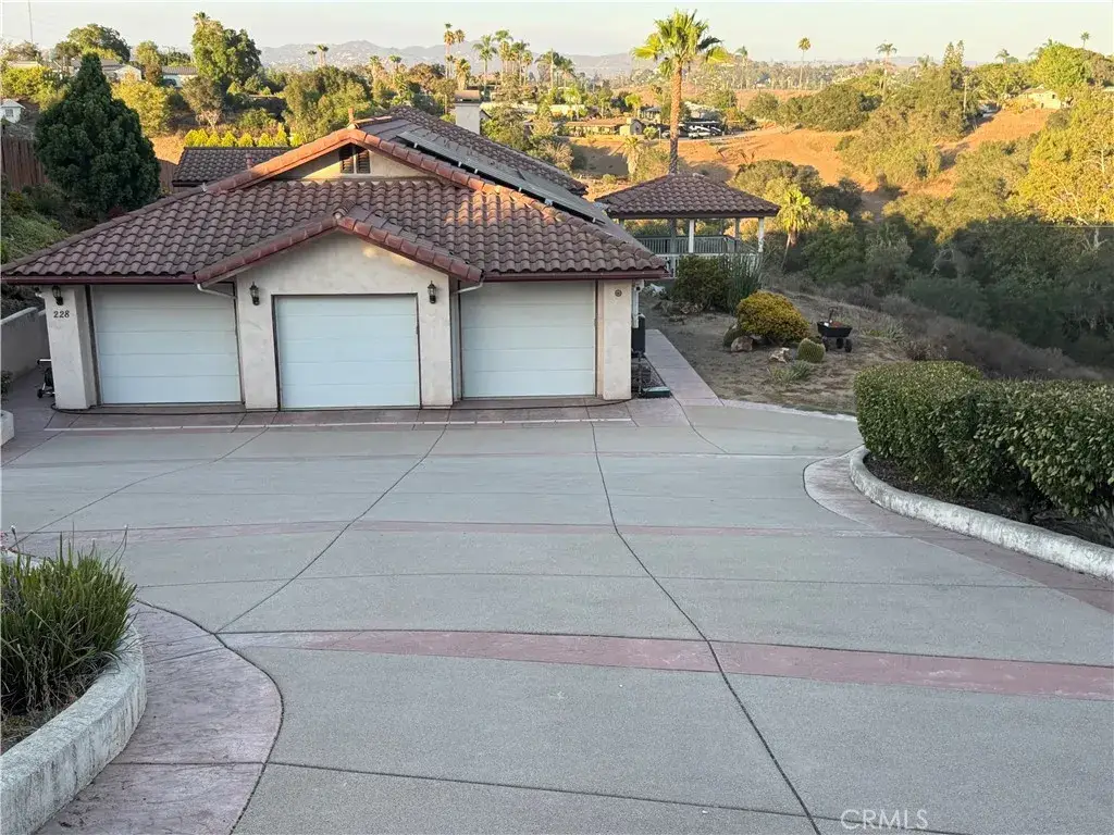 228 Vista Grande, Escondido, CA 92025 - #1