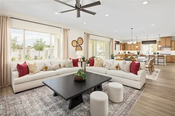 1431 Moore Street, Redlands, CA 92374