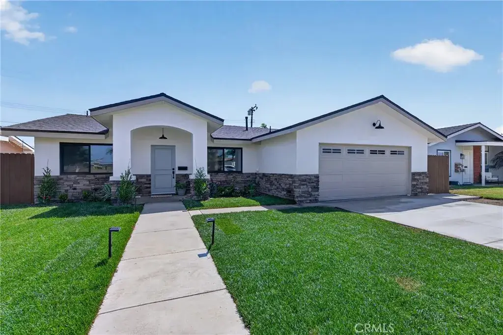 19352 Brookhurst, Huntington Beach, CA 92646 - #1
