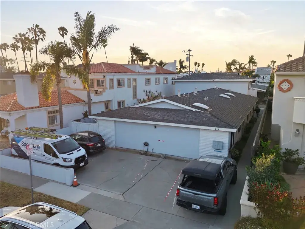 215 Detroit Avenue, Huntington Beach, CA 92648 - #1
