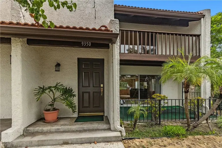 9350 Via Monique, San Fernando Valley, CA 91504 - #3