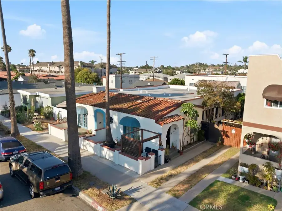 906 Termino, Long Beach, CA 90804 - #3