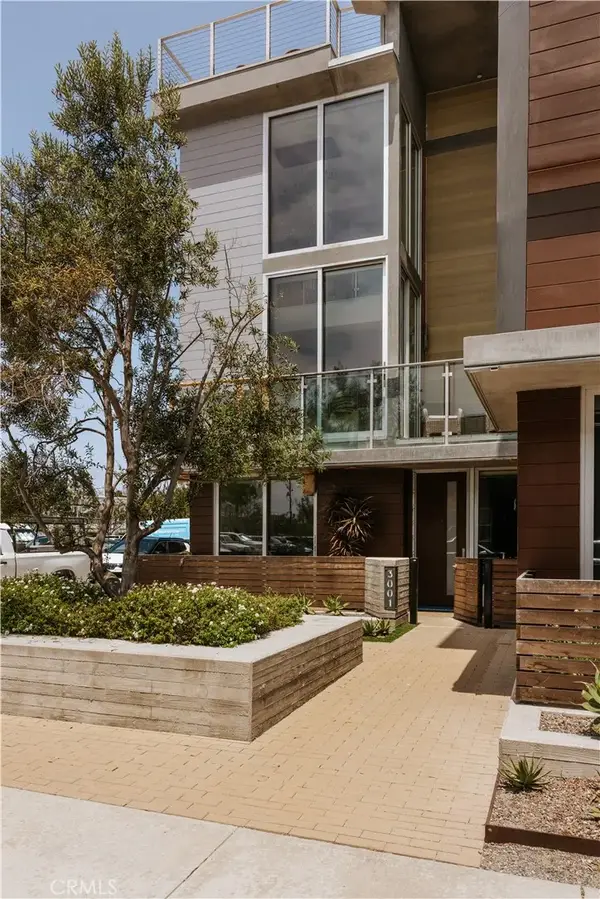 3001 Via Malaga, Newport Beach, CA 92663