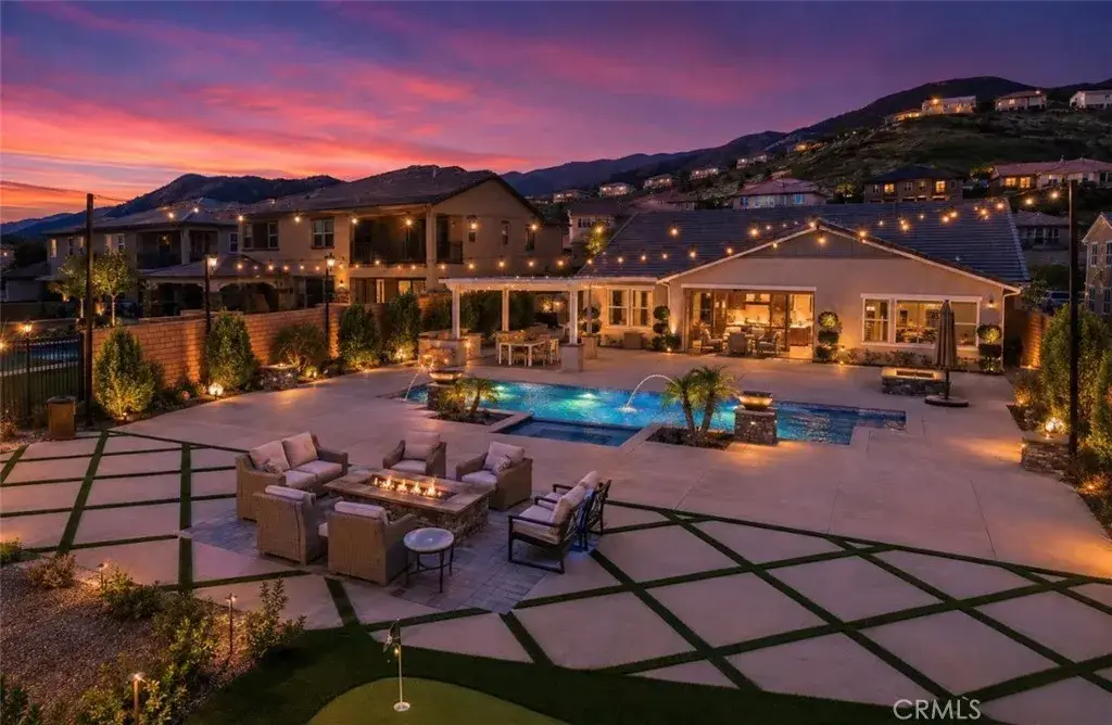2627 Chad Zeller, Corona, CA 92882 - #1