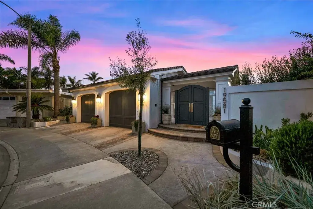 19581 Summer Breeze, Huntington Beach, CA 92648 - #1