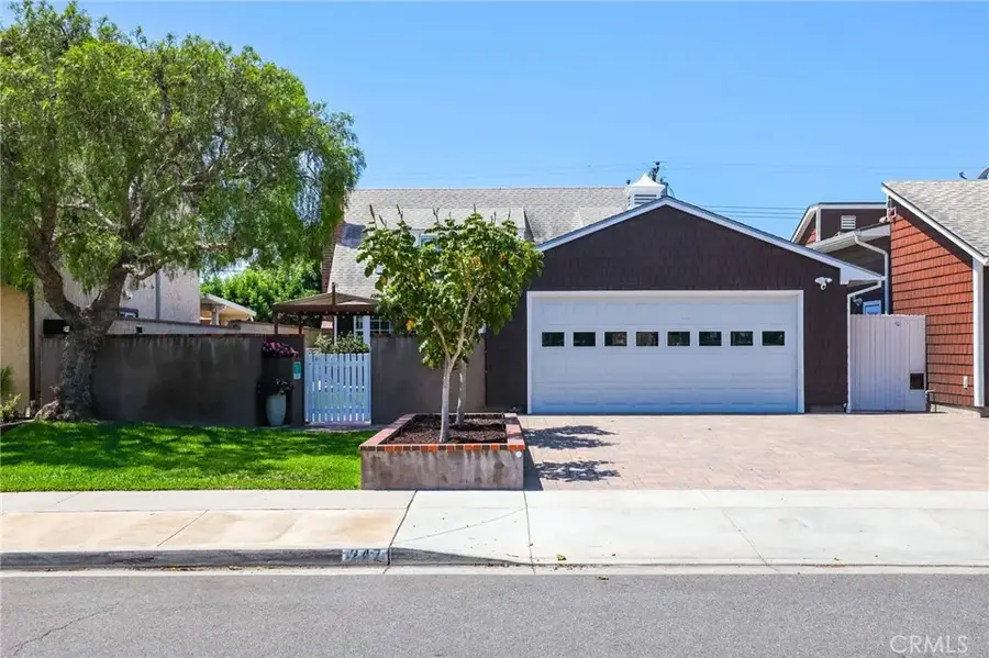 247 23rd Street, Costa Mesa, CA 92627 - #2