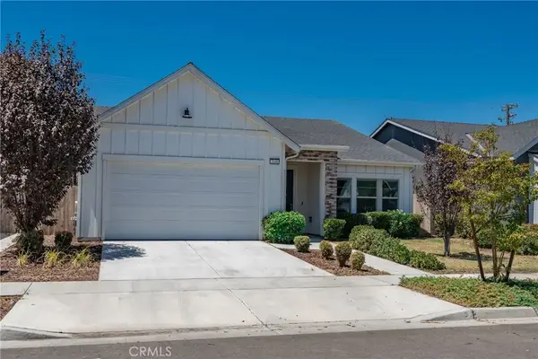 2048 N Mitchell Street, Hanford, CA 93230