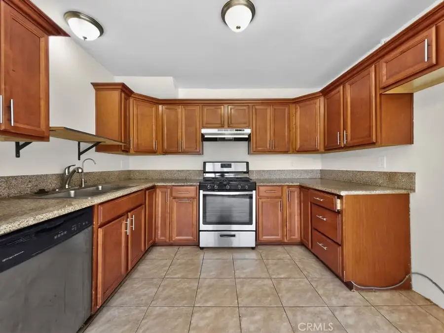 1381 S Walnut #2304, Anaheim, CA 92802 - #2