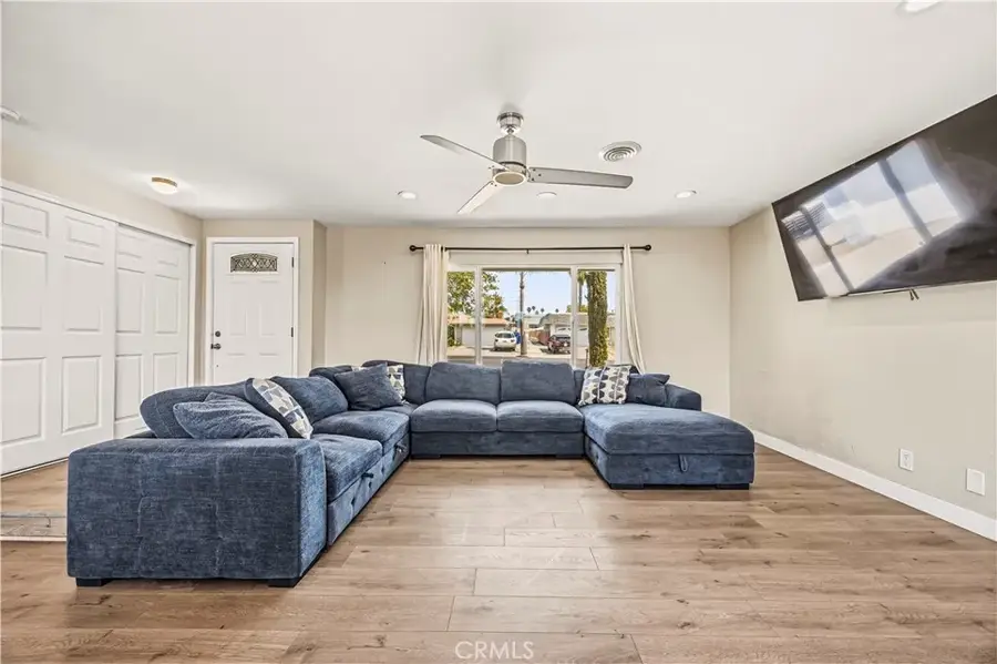 560 W Los Angeles Drive, Vista, CA 92083 - #3