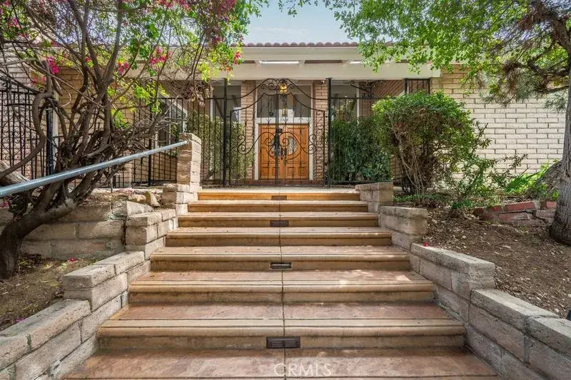3160 Sepulveda Blvd, Sherman Oaks, CA 91403 - #2