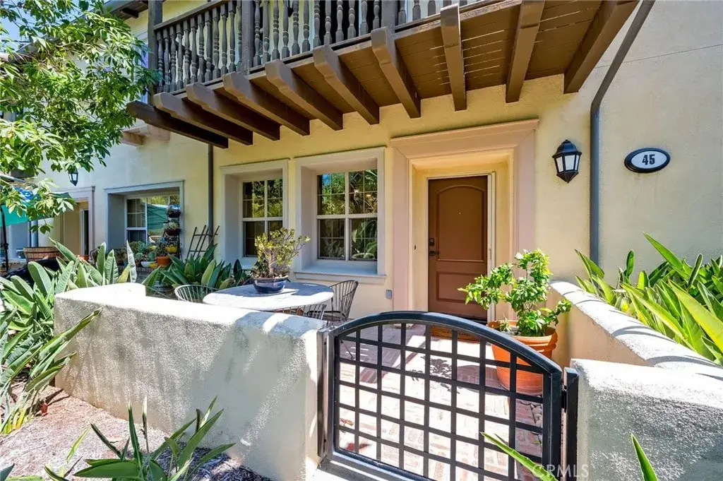 45 Iceberg Rose, Irvine, CA 92620 - #1
