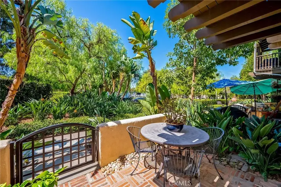 45 Iceberg Rose, Irvine, CA 92620 - #2