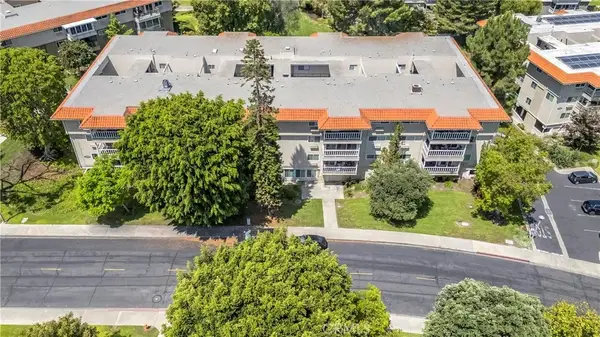 2401 Via Mariposa W #2A, Laguna Woods, CA 92637