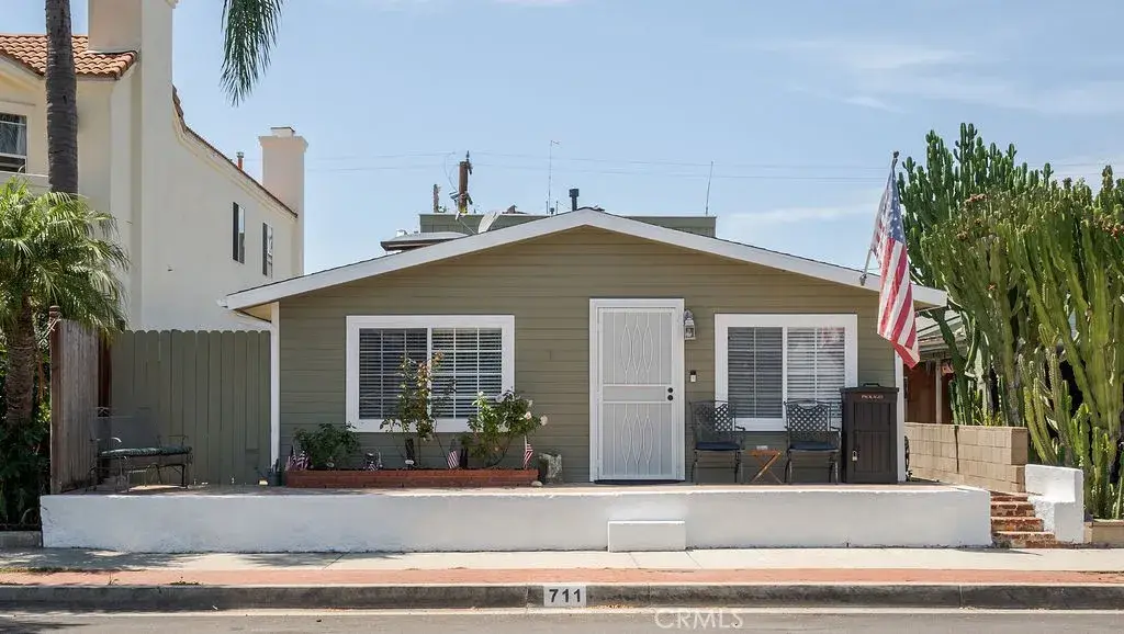 711 Huntington, Huntington Beach, CA 92648 - #1