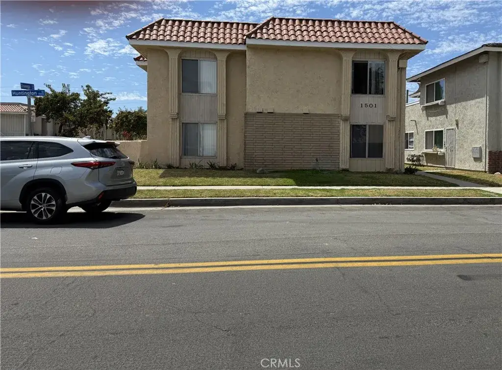 1501 Huntington Street, Huntington Beach, CA 92648 - #1