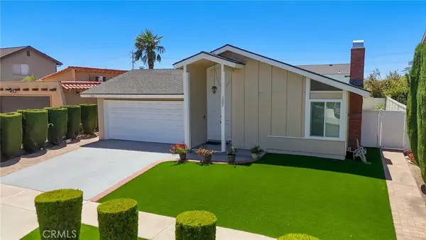 5002 Barkwood, Irvine, CA 92604