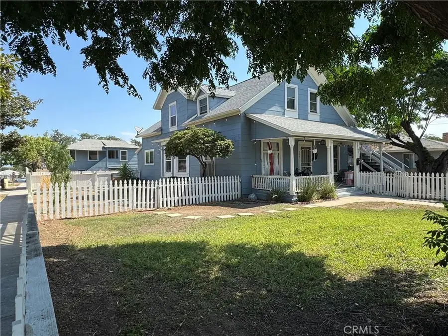 523 W 5th Street, Corona, CA 92882 - #2