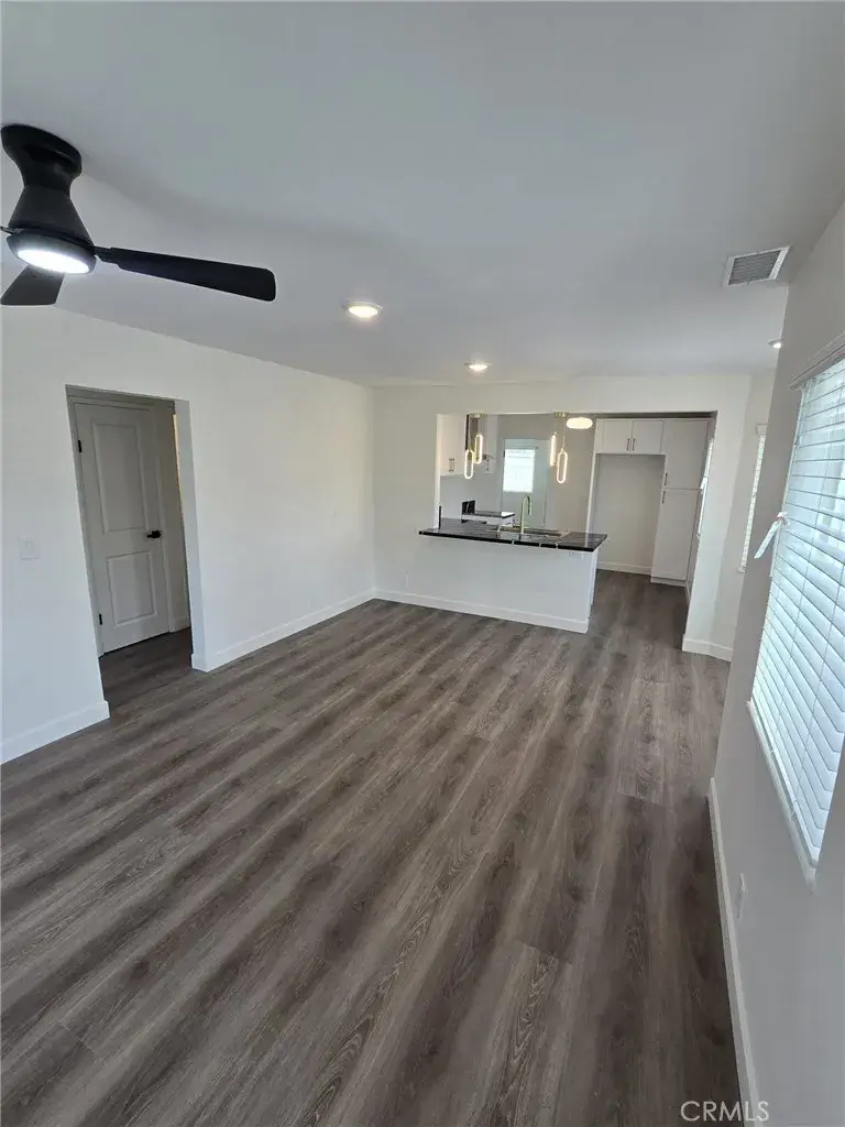 15417-15419 Tuba Street, Mission Hills, CA 91345 - #2