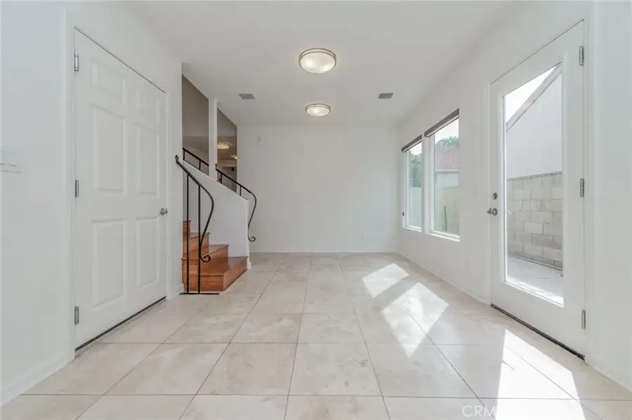 5076 Bordeaux Ave, Irvine, CA 92602 - #2