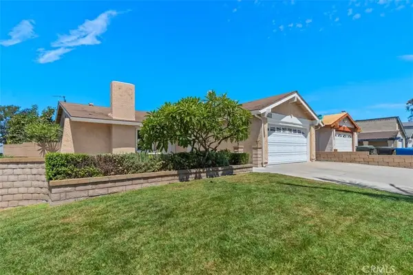 6111 Leyte, Cypress, CA 90630