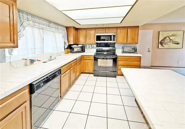 11386 Ivory Avenue, Fountain Valley, CA 92708