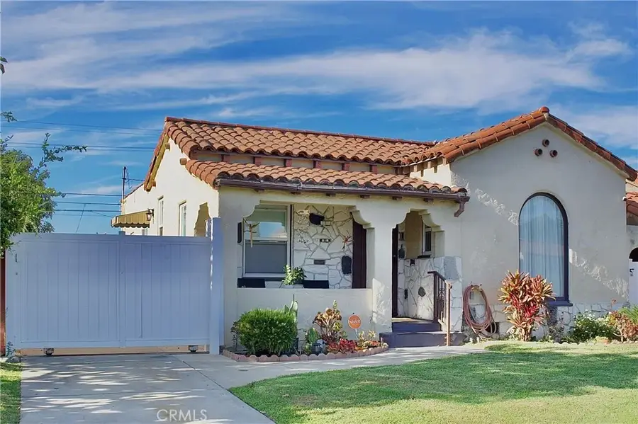819 W 102nd St, Los Angeles, CA 90044 - #2