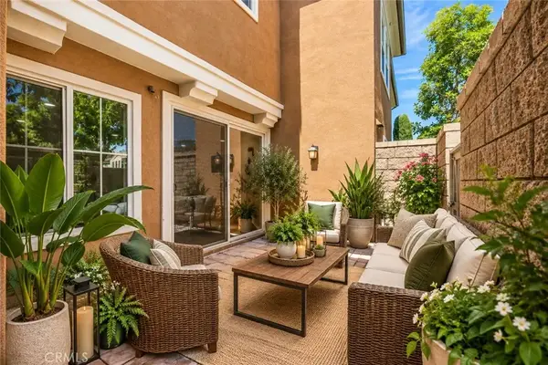 61 Distant Star, Irvine, CA 92618