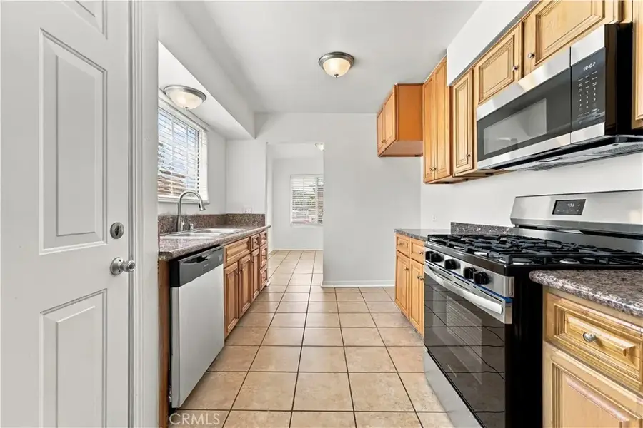 1264 S Arizona Avenue, Los Angeles, CA 90022 - #3