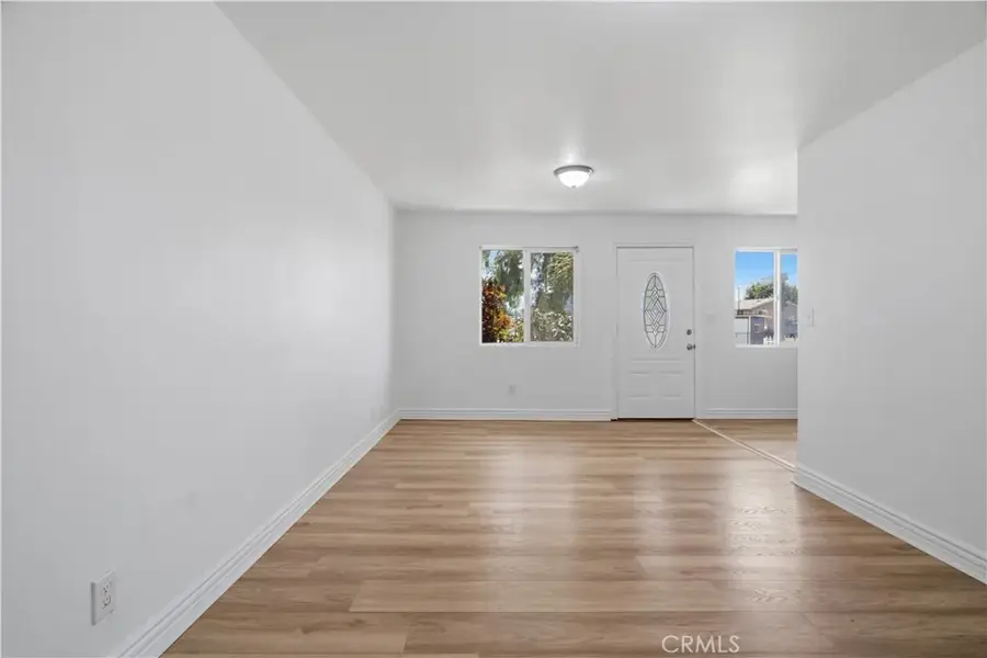 1353 W 60th, Los Angeles, CA 90044 - #3