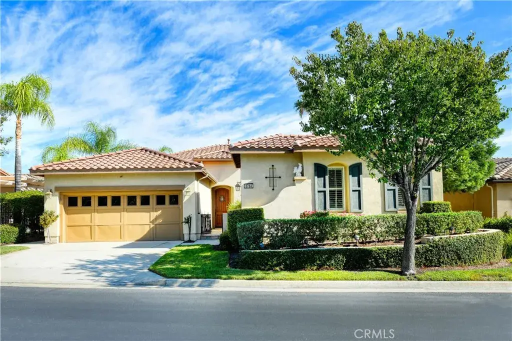 8784 Larkspur Dr., Corona, CA 92883 - #1