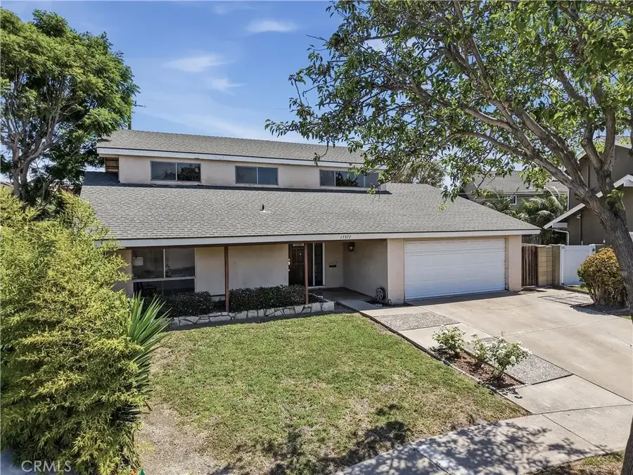 17372 Mira Loma Circle, Huntington Beach, CA 92647 - #3