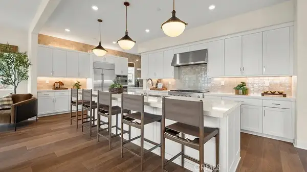 605 Eureka Drive, Santa Paula, CA 93060