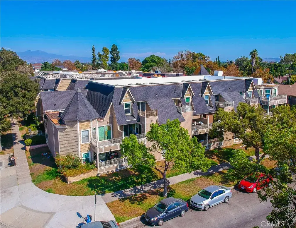 300 E Chestnut #300Q, Santa Ana, CA 92701 - #1