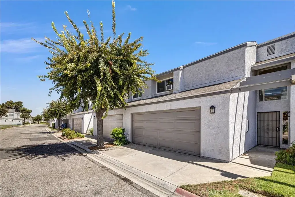 4828 W 5th #E, Santa Ana, CA 92703 - #1