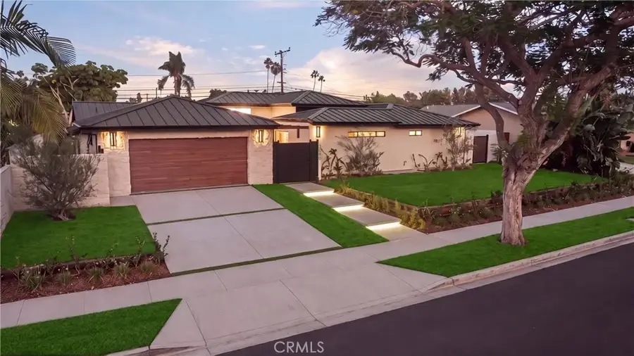 3080 Country Club Drive, Costa Mesa, CA 92626 - #2