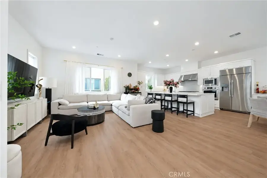 107 Sawbuck, Irvine, CA 92618 - #3