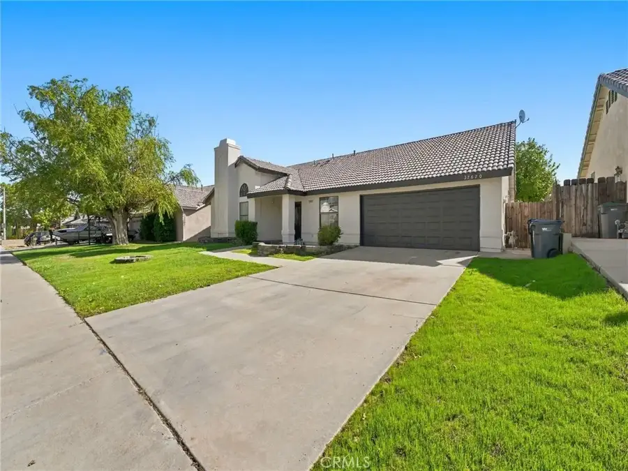 37620 Robin Lane, Palmdale, CA 93550 - #2