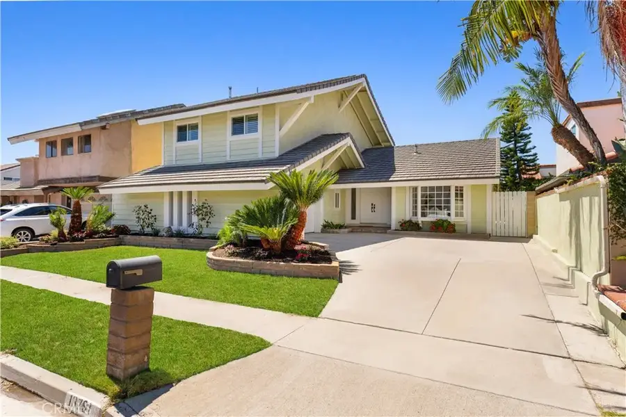 13791 Solitaire, Irvine, CA 92620 - #2