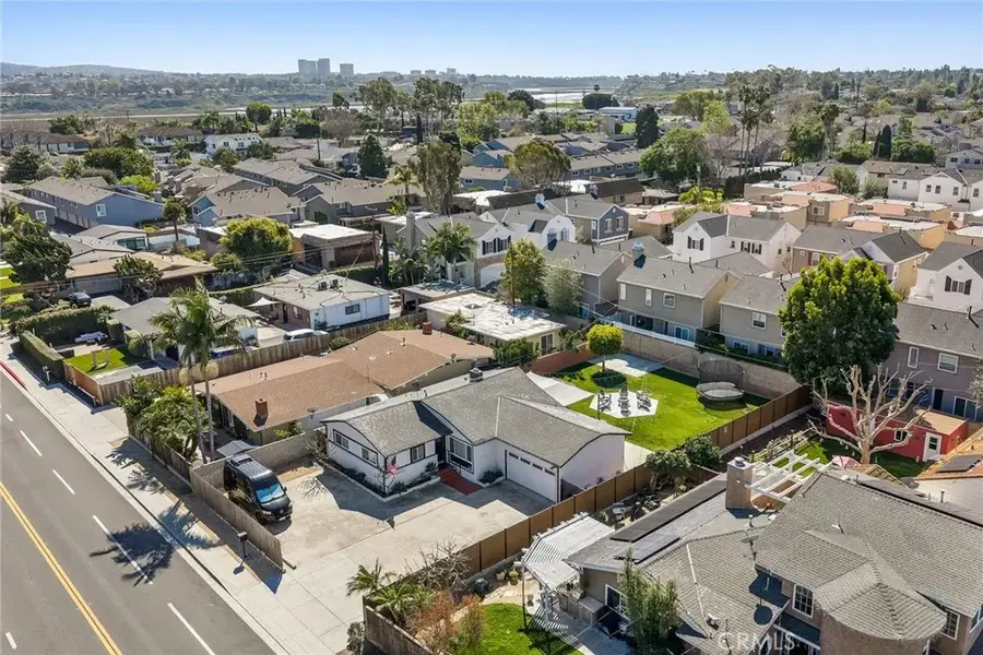 315 University Drive, Costa Mesa, CA 92627 - #3