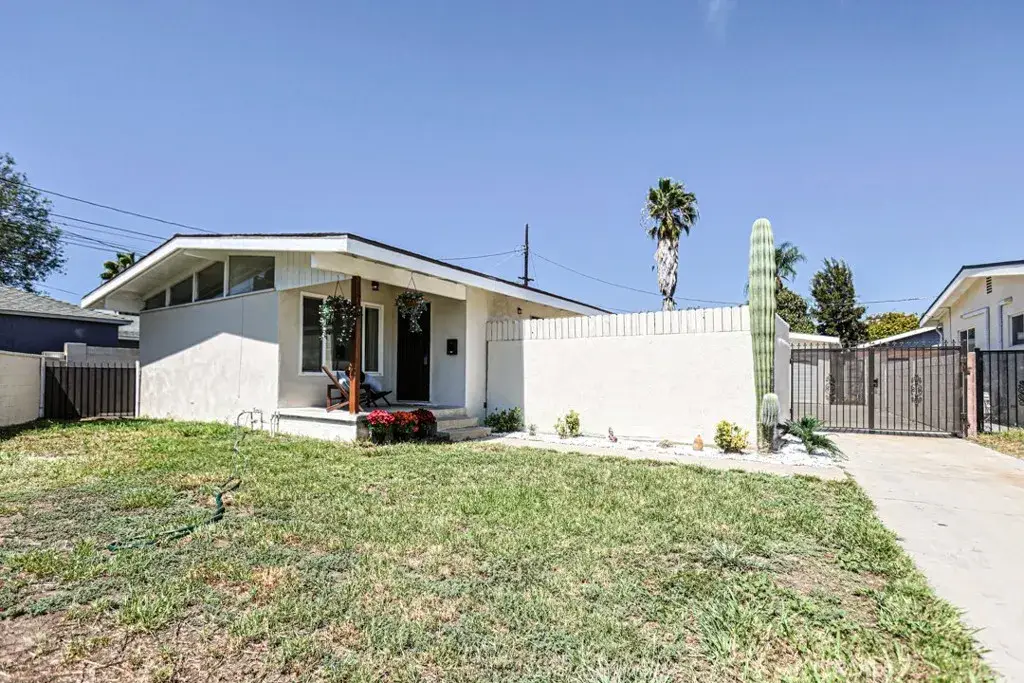 15723 Bonsallo, Gardena, CA 90247 - #1