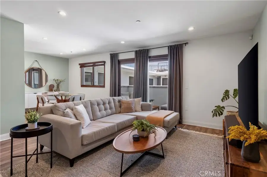 853 S Lucerne #306, Los Angeles, CA 90005 - #2