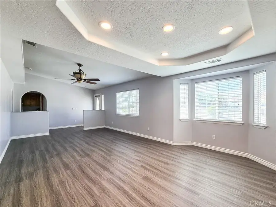11043 Pinon Avenue, Hesperia, CA 92345 - #3