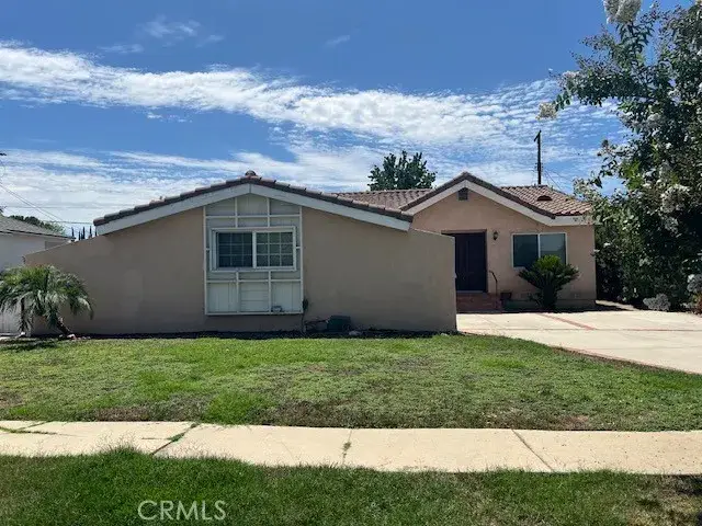17226 Elkwood, Lake Balboa, CA 91406 - #1
