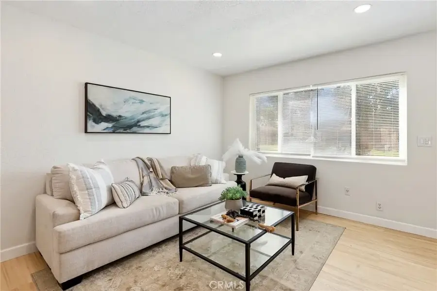 648 W Main #D, Tustin, CA 92780 - #2