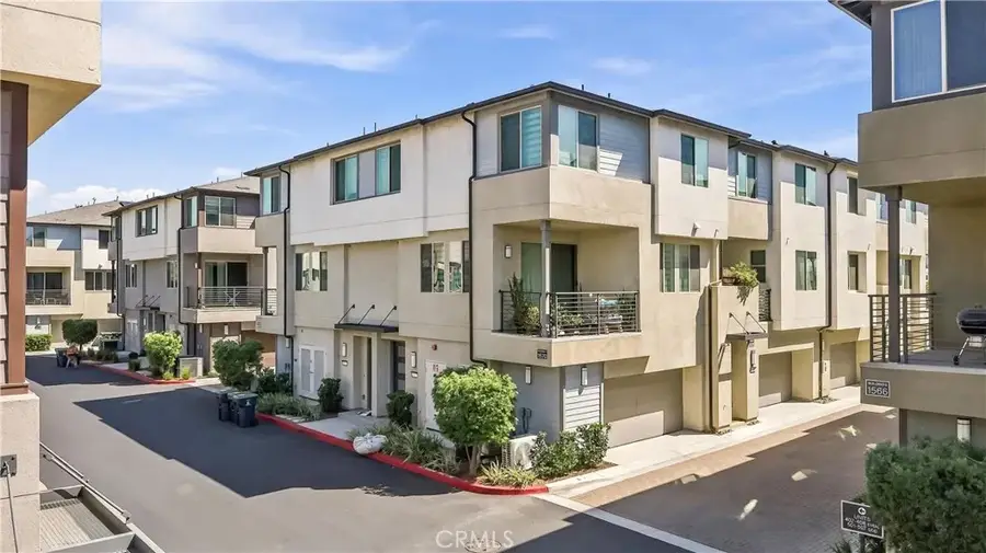 1570 Topeka Avenue #8, Placentia, CA 92870 - #3