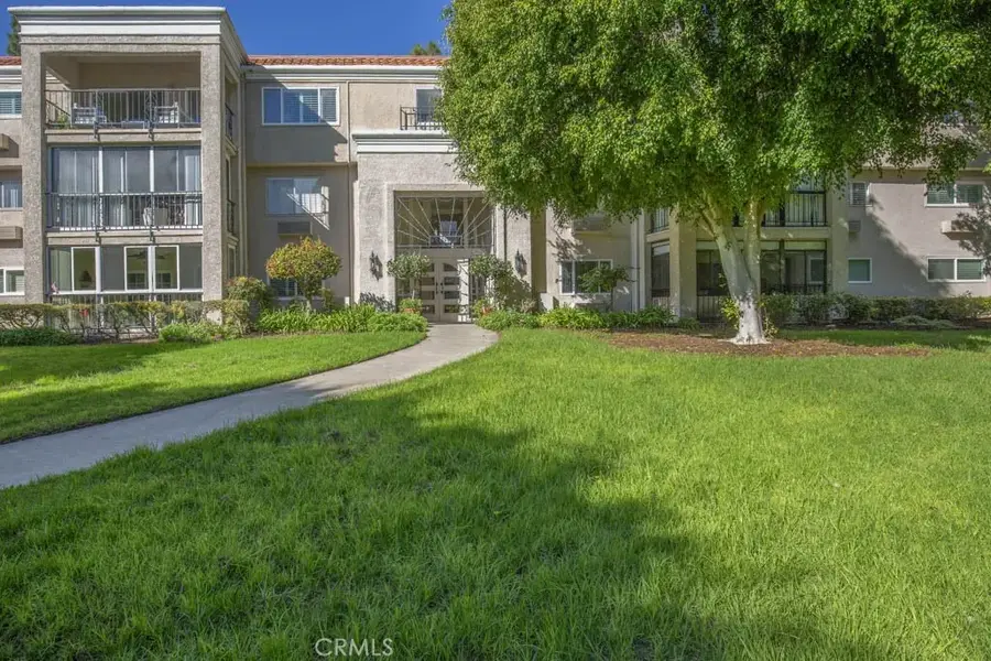 5499 Paseo Del Lago West #2D, Laguna Woods, CA 92637 - #2