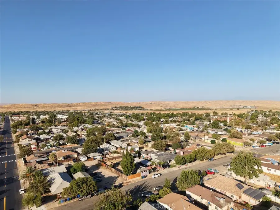 322 San Emidio, Taft, CA 93268 - #2