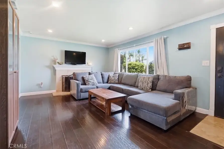 228 W Hacienda, Corona, CA 92882 - #3