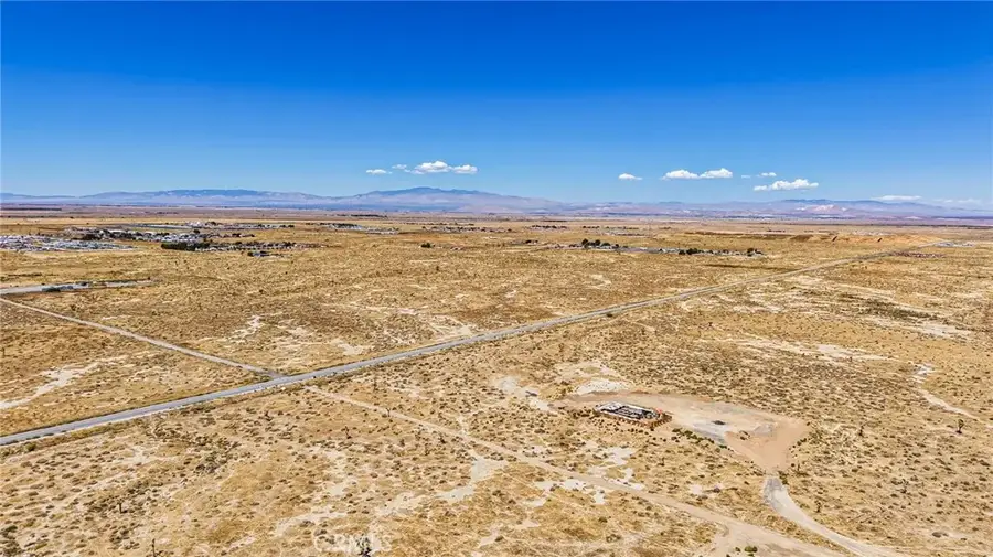 47712 Challenger, Lancaster, CA 93535 - #3